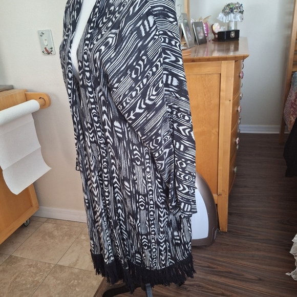 Roxy Coverup Size Large - Picture 2 of 5